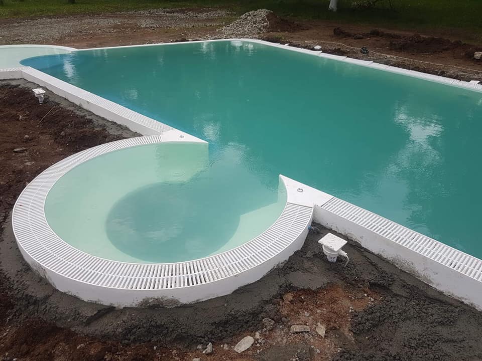 piscina alba 2
